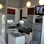 House Apartment *