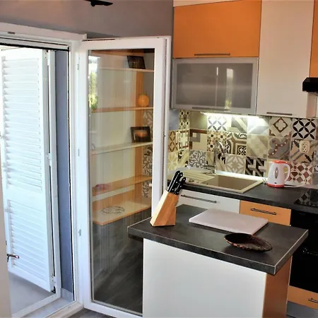 דירה House Zaton