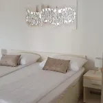 House דירה *