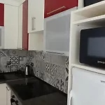 House * זאטון