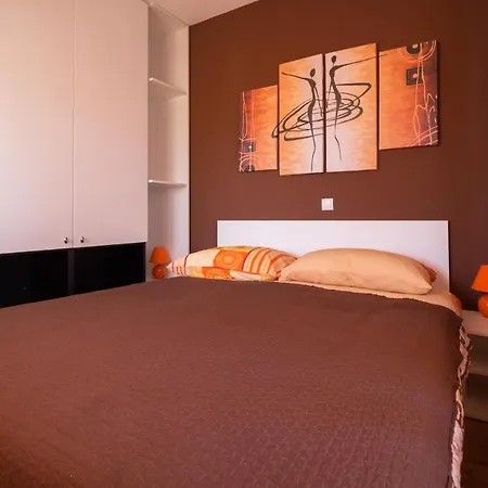 House Zaton Apartment