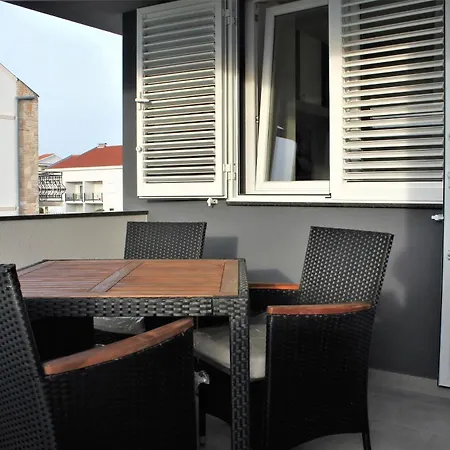 Apartman House