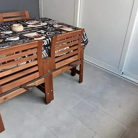 Apartman House *
