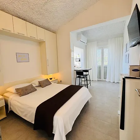 Holiday House Zaton
